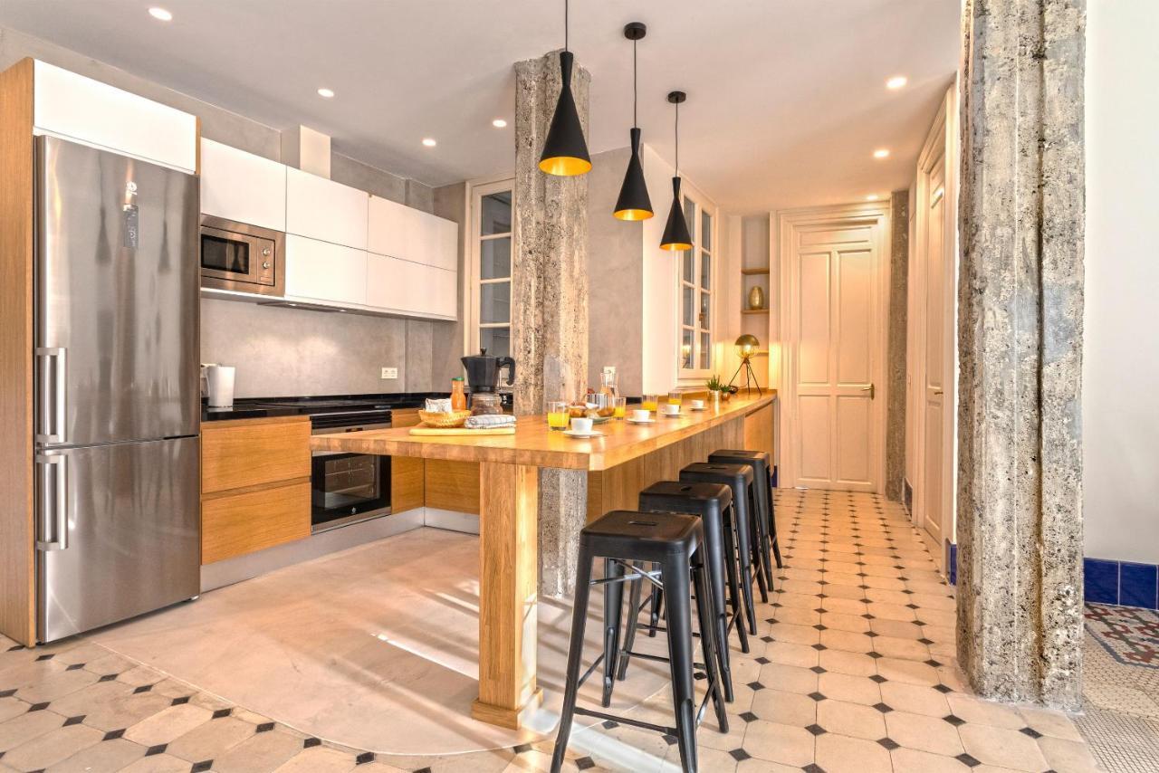 Genteel Home Cervantes Malaga Bagian luar foto
